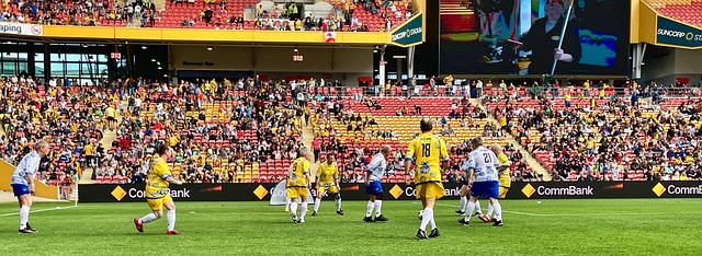 36岁女子熬夜直播后猝死，留下一儿一女，看到遗物后丈夫不淡定了.